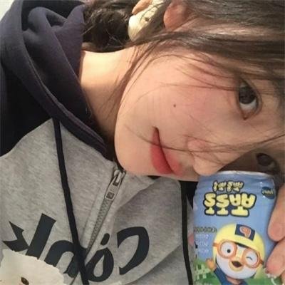 皮裘大衣女人